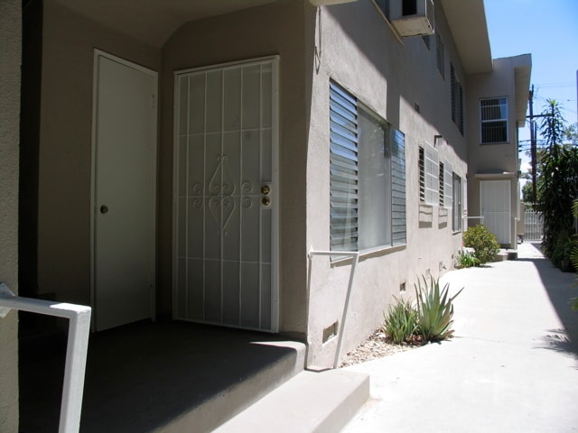 Photo - 2030 S Preuss Rd Unit 1