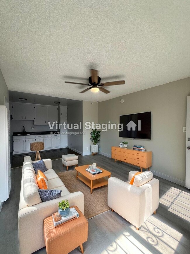 Building Photo - 3511 W 15th St Unit 7