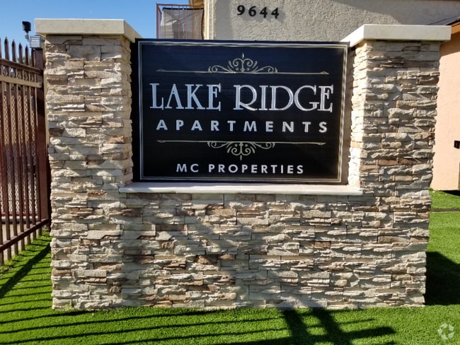 Building Photo - 9646 Winter Gardens Blvd Rental