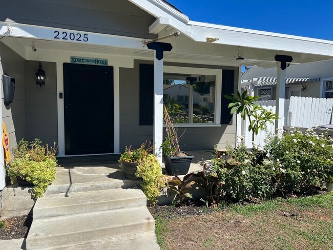 Photo - 22025 Galvez St