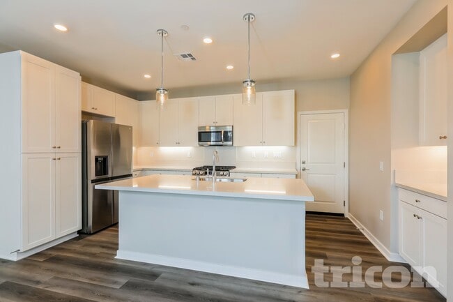 Photo - 28104 Callie Wy