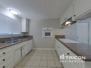 Photo - 13687 Boeing St House