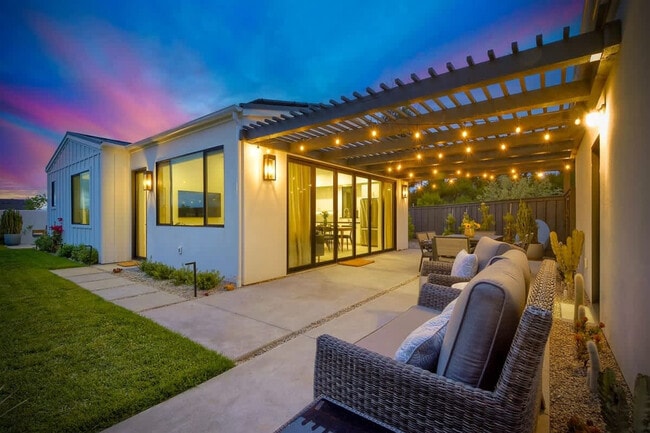 Photo - 1329 Lake Dr Unit ID1068280P