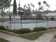 Community Pool close to this Condo - 1441 Prospect Ave Unit # B