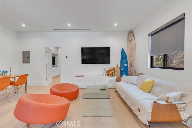 Building Photo - 14062 Albers St Rental