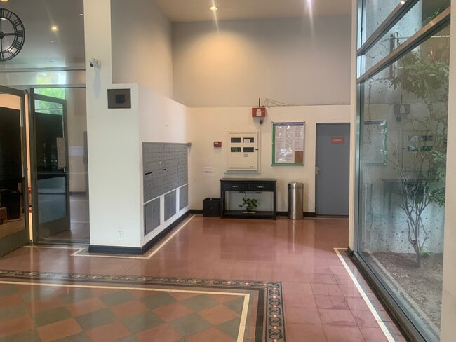 Photo - 500 S Berendo St Unit Berendo212