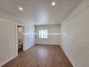 Photo - 154 E Eagle St Apartment Unit 02