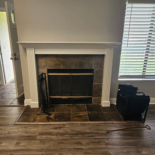 Fireplace - 8638 Collett Ave