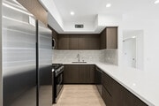 Eagle - 4BR, 4BA - 1510SF - Kitchen - Tamarind Sunset