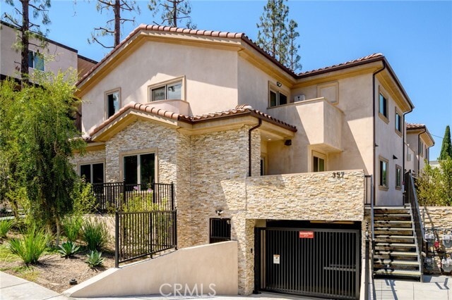 Building Photo - 357 Harvey Dr