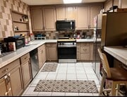 Photo - 33244 Churchill St