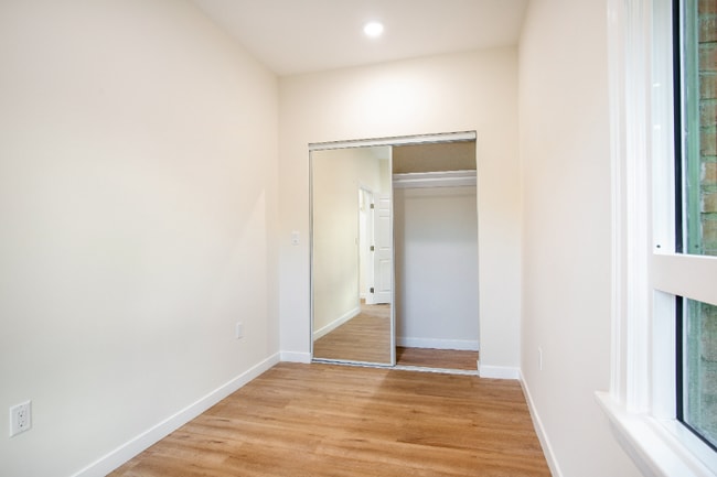 Photo - 5503 Romaine St Unit 107