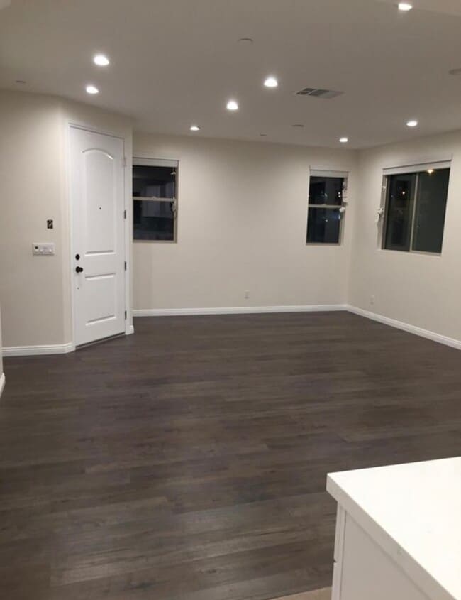 Photo - 541 Indiana St