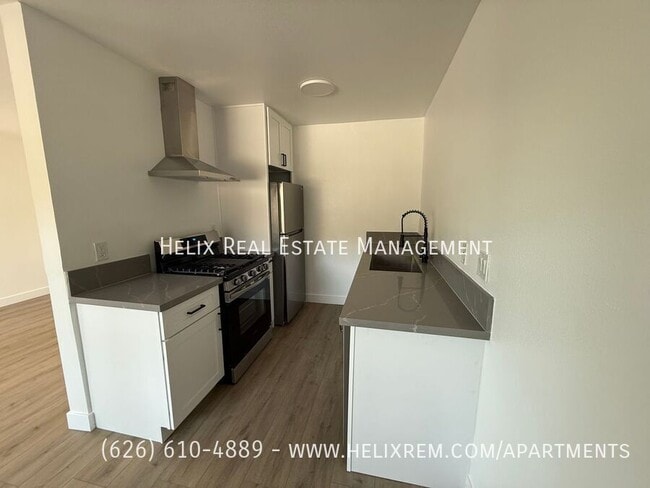 Photo - 1623 S Walnut St Unit 1