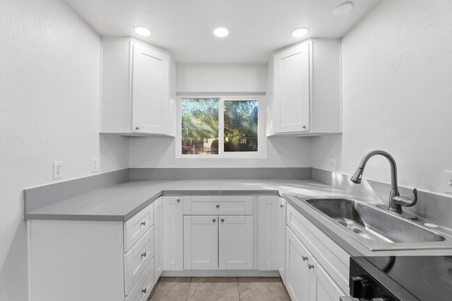 Photo - 12621 Lindo Ln