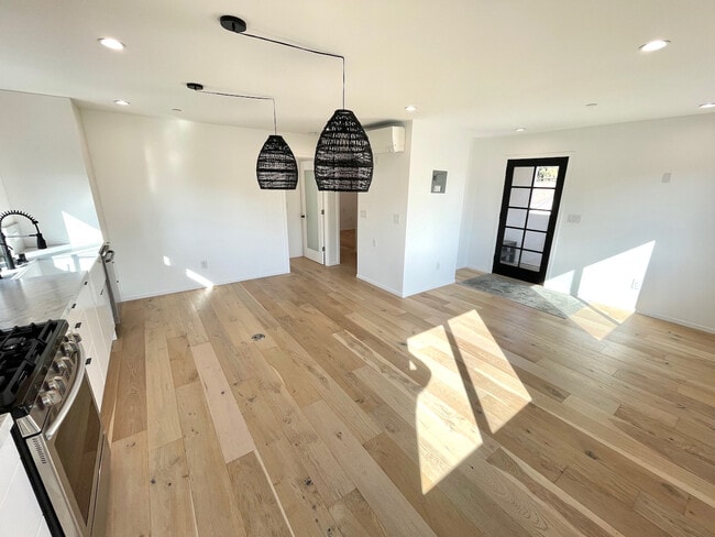 Photo - 306 Virginia Ave Unit 306