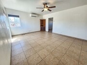 Photo - Beautiful 2 Bedroom on 2 1/2 Acres House