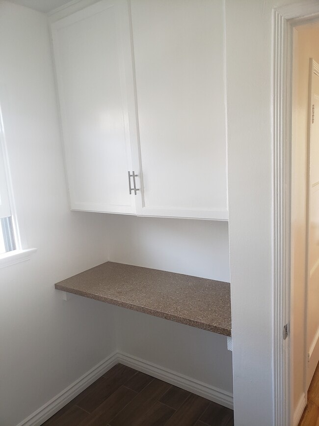 Photo - 731 E Providencia Ave Unit A