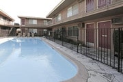 Photo - Holiday Manor Apartments
