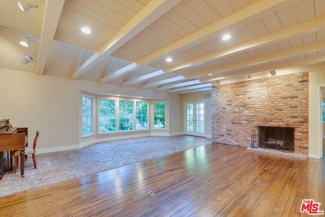 Photo - 12219 Octagon St