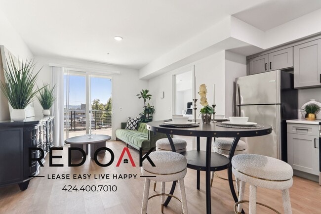 Photo - 14526 Kittridge St Unit 445