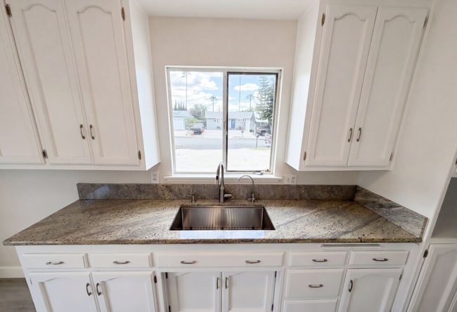 Photo - 14809 Dancer St