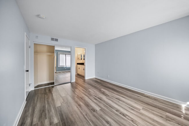 Photo - 8300 Manitoba St Unit 216