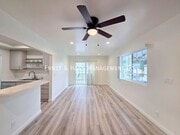 Photo - 1084 Walnut Ave