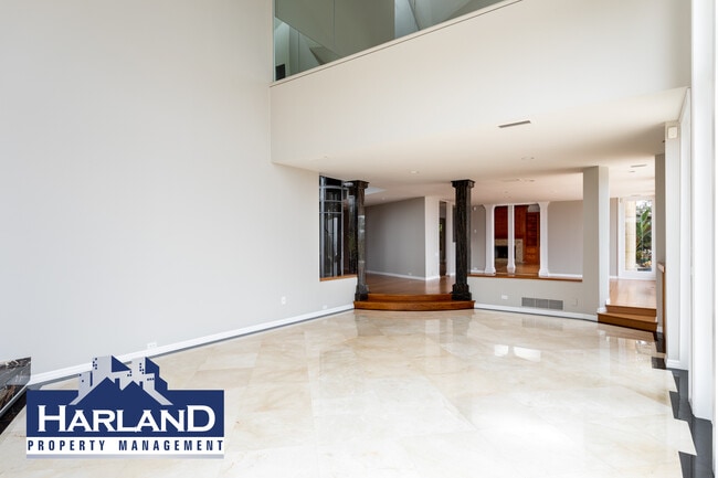 Photo - 2610 Inyaha Ln