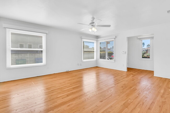 Photo - 4749 Choctaw Dr