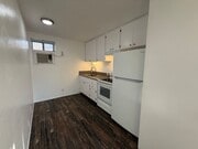 Photo - 15634 Leadwell St Unit 9