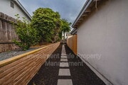 Photo - 1638 Dartmouth St House