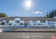Photo - 5515 Longridge Ave