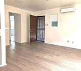 Photo - 426 E Hullett St