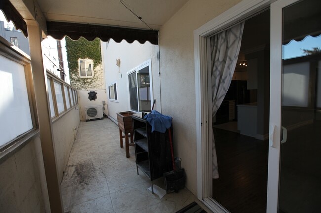 Photo - 1143 6th St Unit 104