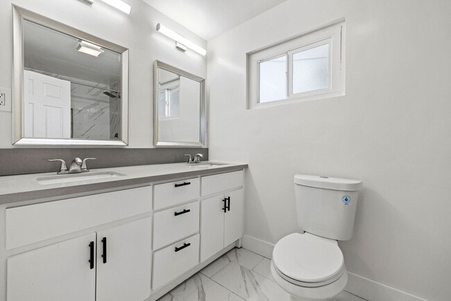 Photo - 15105 Nurmi St Unit 15105 B Nurmi St