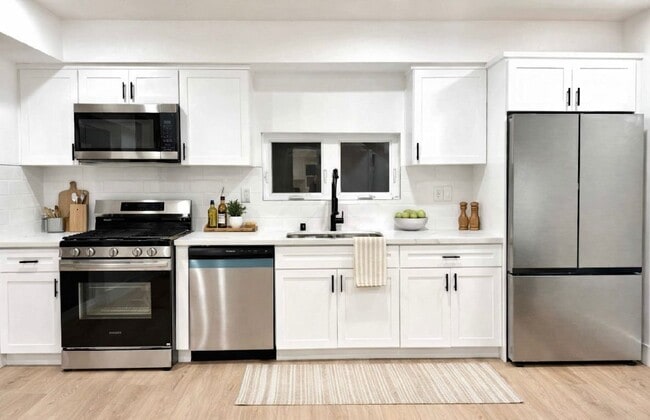 Photo - 1615 2nd Ave Unit 000