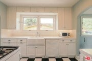 Photo - 5013 Hartwick St