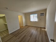 Photo - 14323 Haynes St