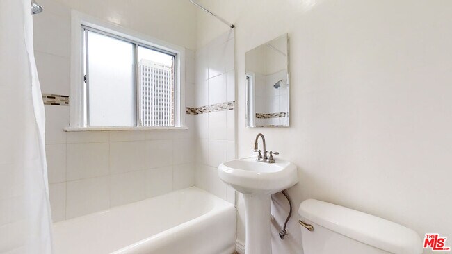 Photo - 738 S New Hampshire Ave Unit 506