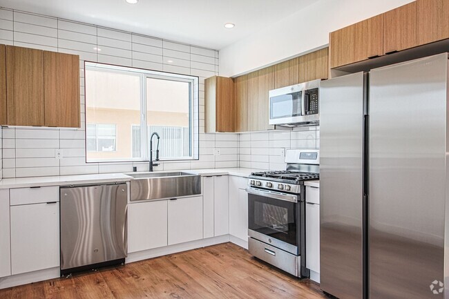 Building Photo - 6455 Troost Ave Unit 1 Rental