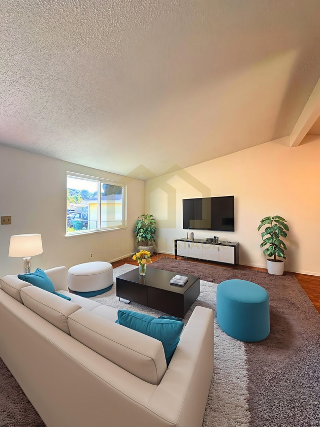 Photo - 3855 Via Mondo