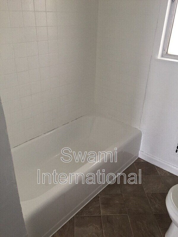 Photo - 2030 E Florence Ave Unit #6