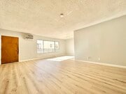 Photo - 322 S Commonwealth Ave Apartment Unit 9