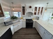 Photo - 15471 Victoria