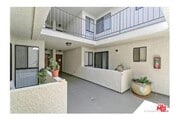 courtyard - 10740 Lawler St Unit #4