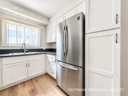 Photo - 632 Manchester Dr Unit 4