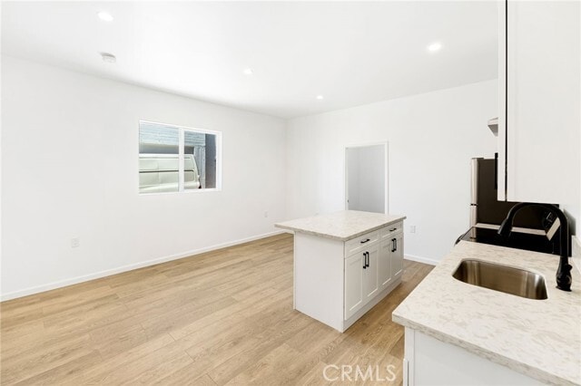 Photo - 1375 N Mentor Ave