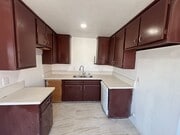 Photo - Cozy 2-Bedroom Unit with Fireplace and Utilities Included in Lancaster!