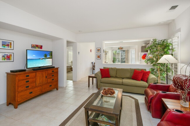 Photo - 78637 Rockwell Cir